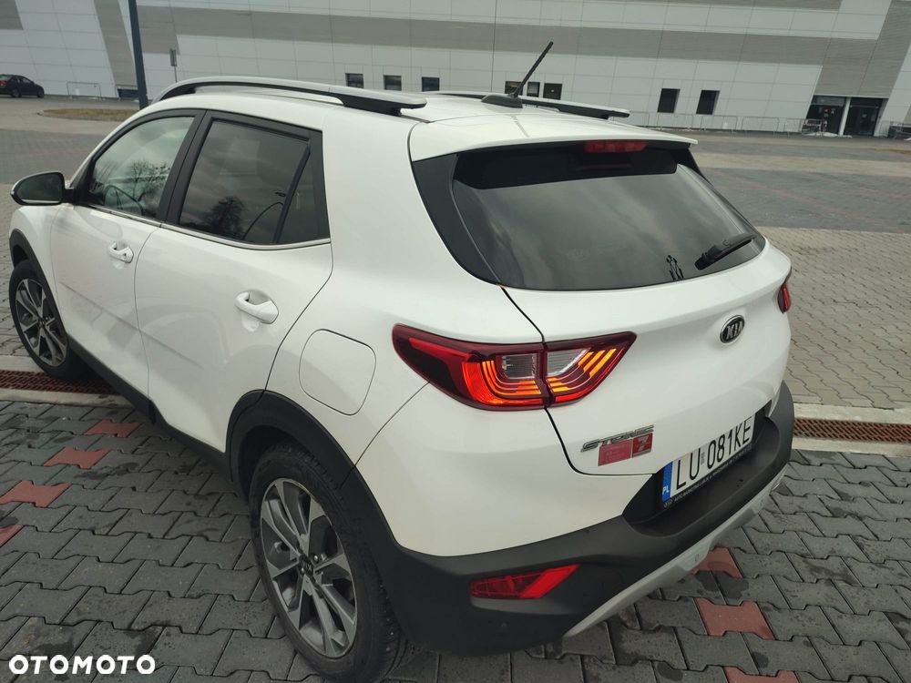 Kia Stonic 1.4 L - 4