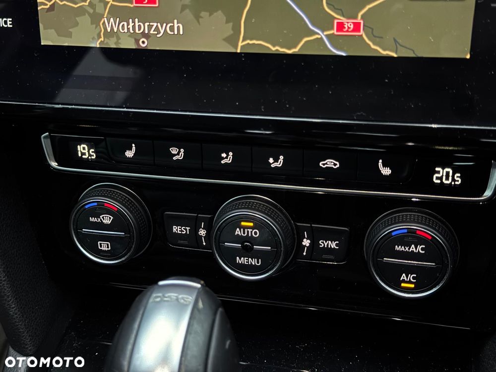 Volkswagen Passat 2.0 TSI BMT Highline DSG - 10