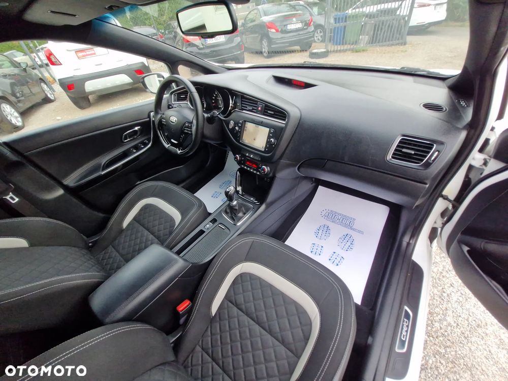 Kia Ceed 1.0 T-GDI ISG GT Line - 22