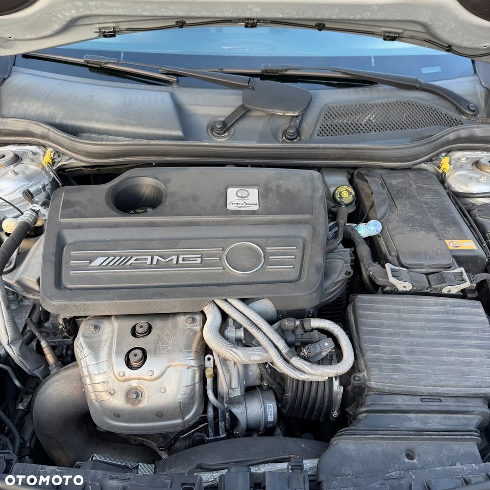 Mercedes-Benz CLA 45 AMG 4Matic 7G-DCT - 7