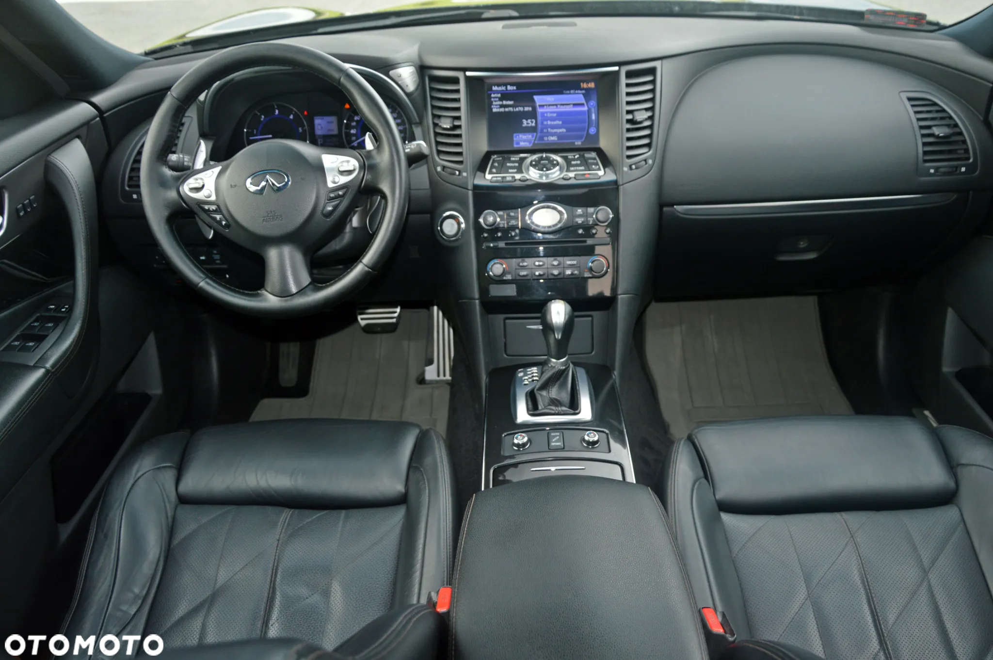 Infiniti QX70 3.0d S Premium - 17
