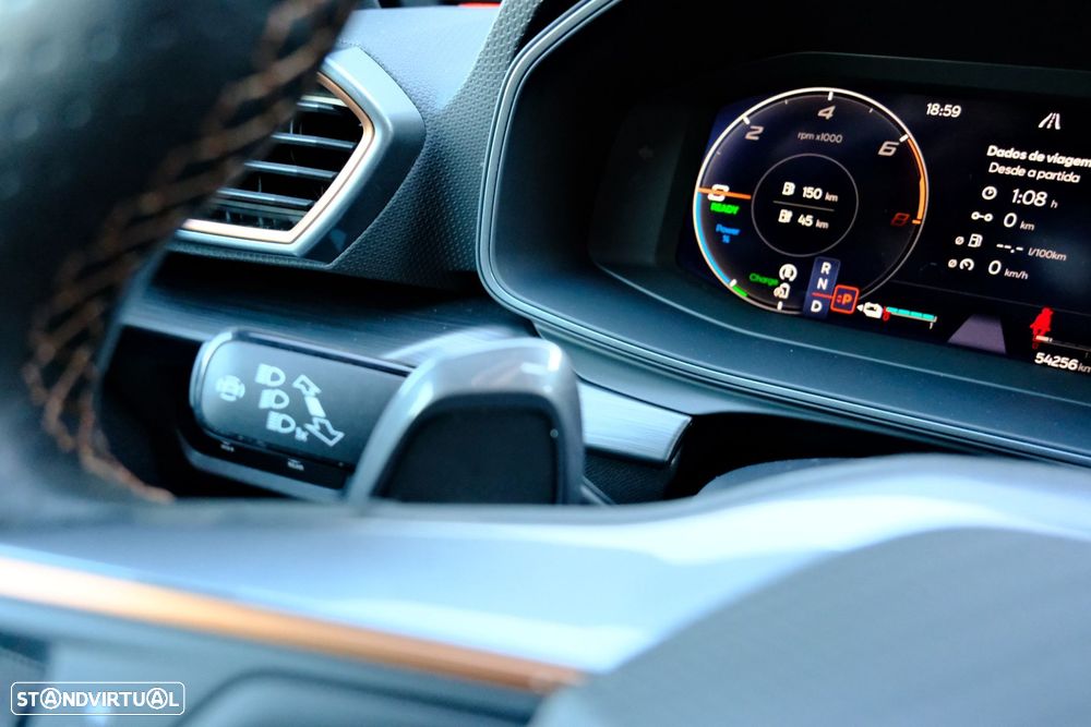 Cupra Leon ST 1.4 e-Hybrid VZ DSG - 16