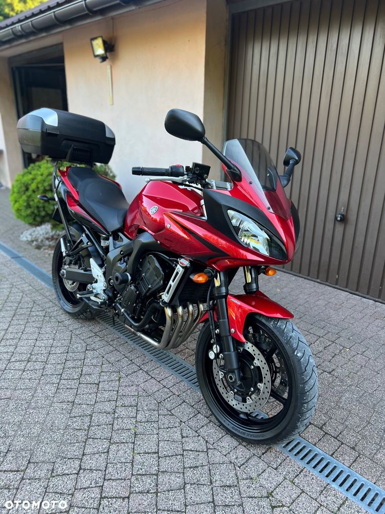 Yamaha FZ6 - 1
