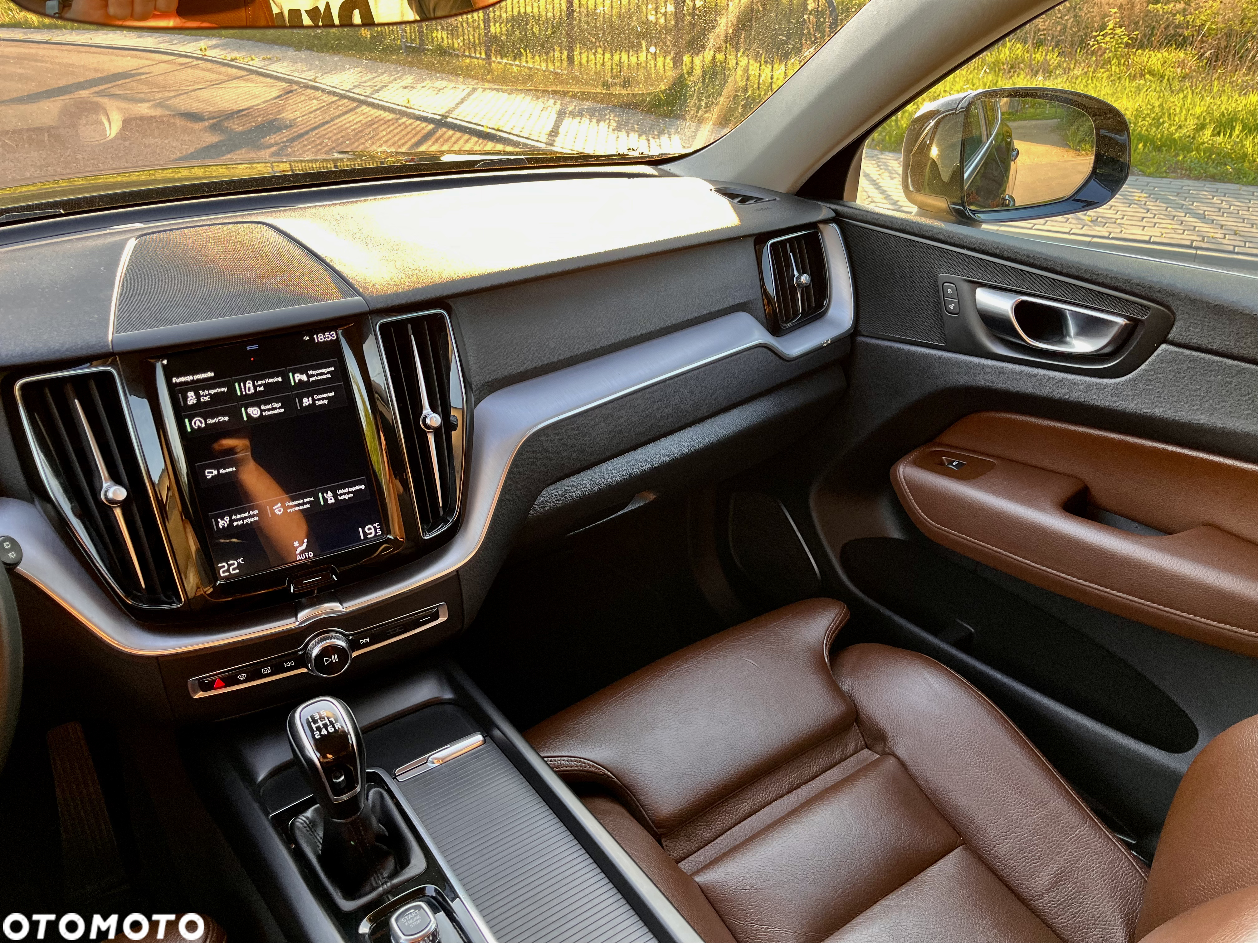 Volvo XC 60 D3 Momentum Pro - 28