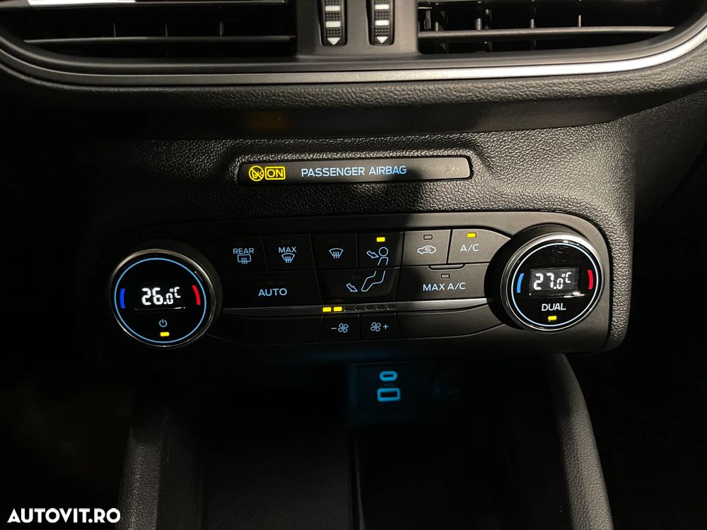 Ford Focus 1.5 EcoBlue Connected - 15