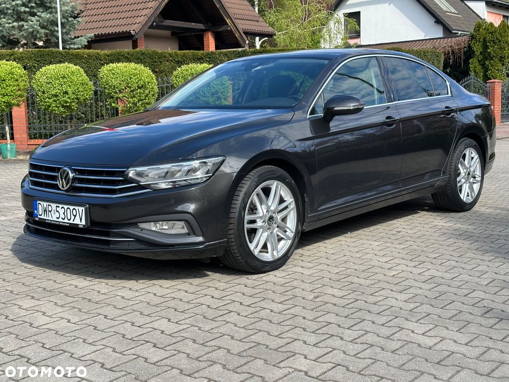 Volkswagen Passat 2.0 TDI Elegance DSG - 3