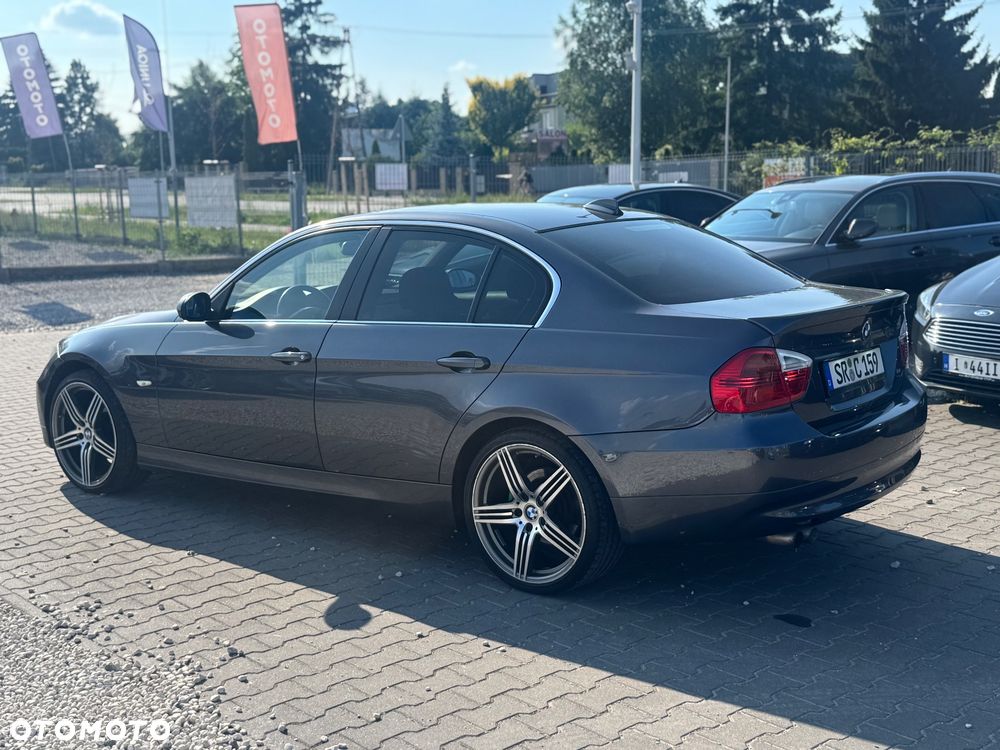 BMW Seria 3 325i - 8
