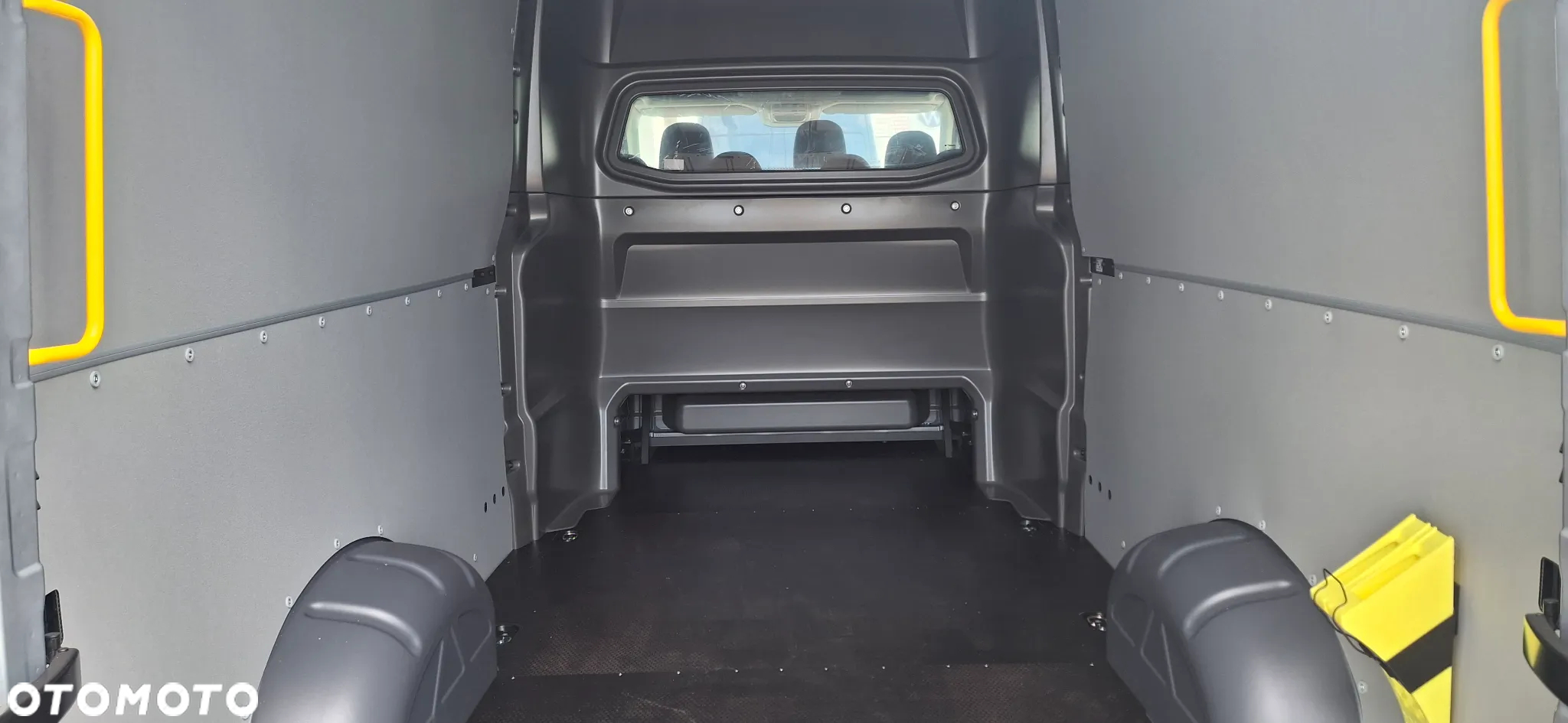 Volkswagen Crafter - 18