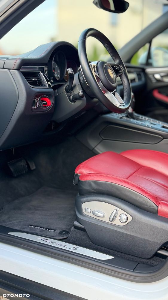 Porsche Macan S - 22