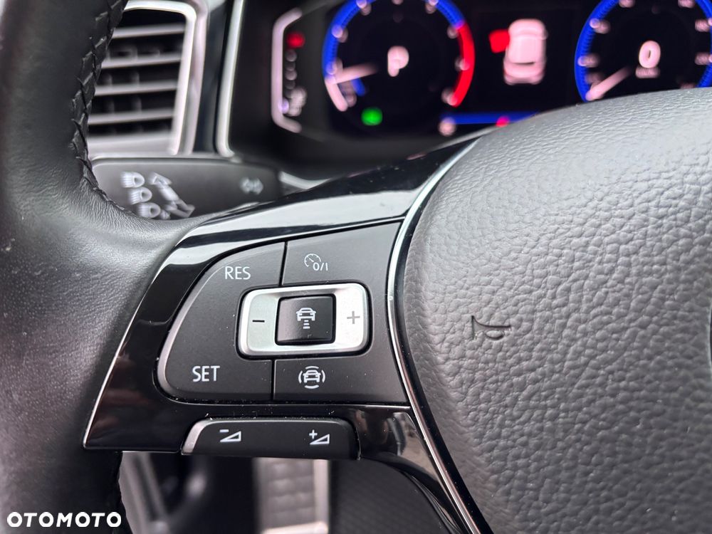 Volkswagen T-Roc 1.5 TSI OPF DSG R-Line - 18