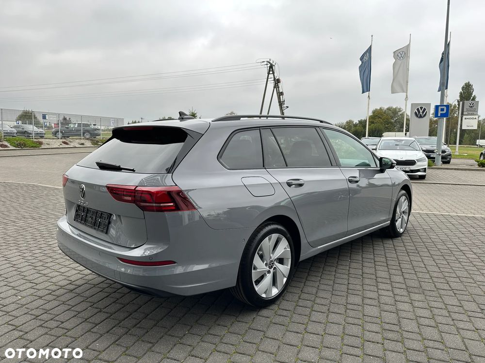 Volkswagen Golf VIII 2.0 TDI Life Plus DSG - 8