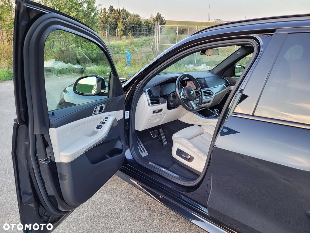 BMW X5 xDrive40i - 8