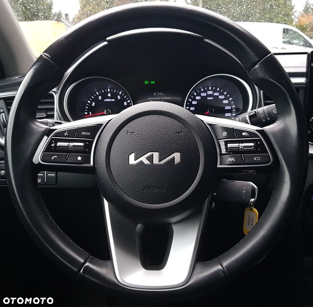 Kia Ceed 1.5 T-GDI M - 20