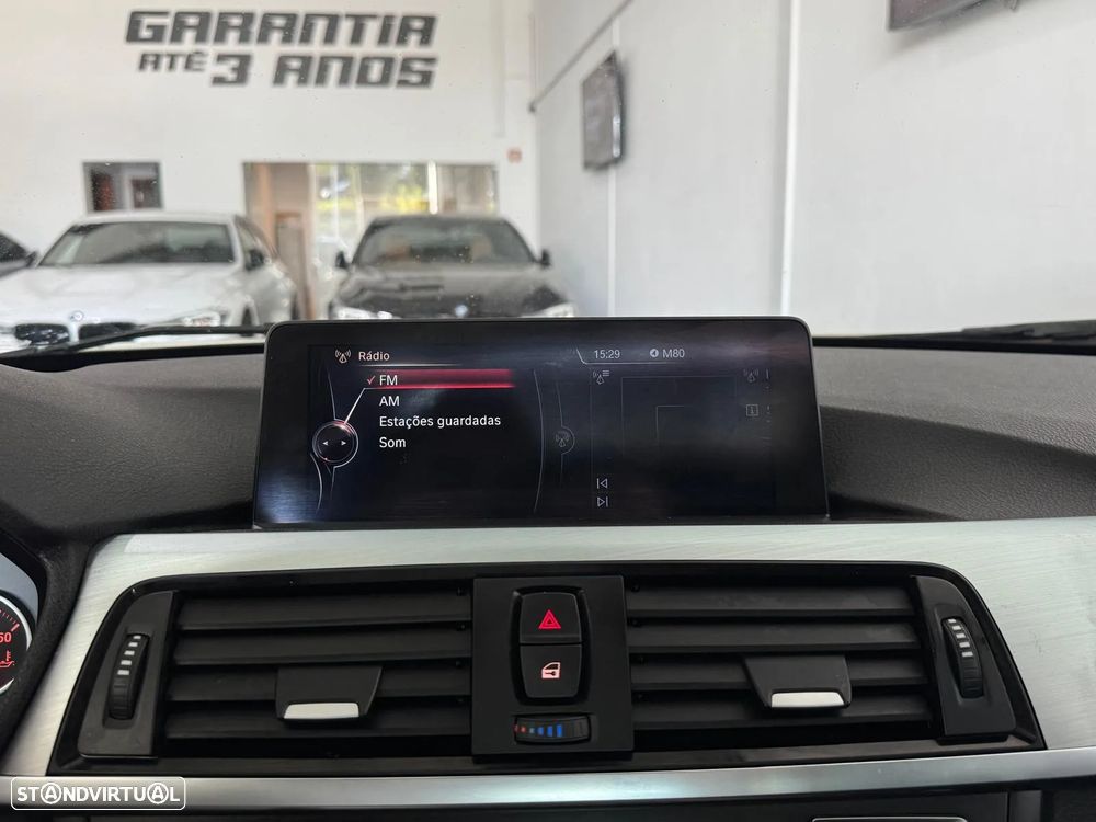 BMW 320 d Touring Auto Pack M - 24