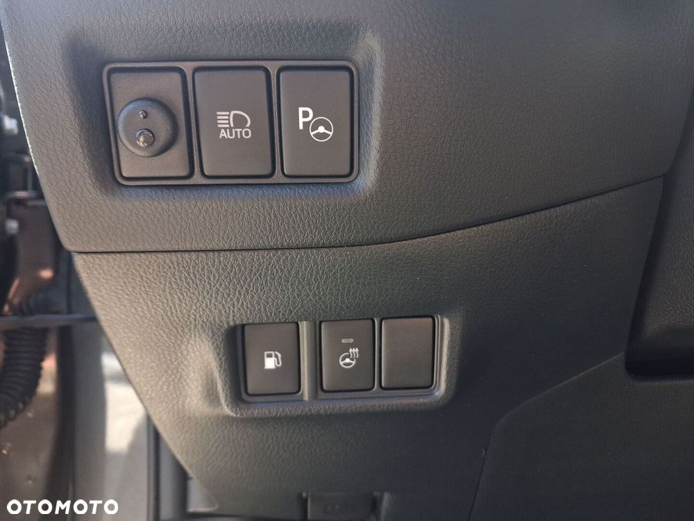 Toyota C-HR 2.0 Hybrid Executive - 12