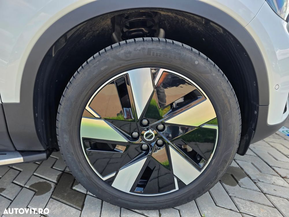 Volvo C40 Recharge Twin Motor AWD Plus - 5