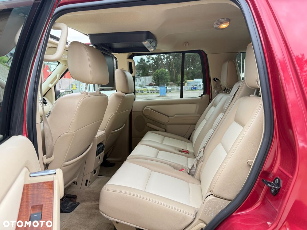 Ford Explorer 4.6 4WD - 7
