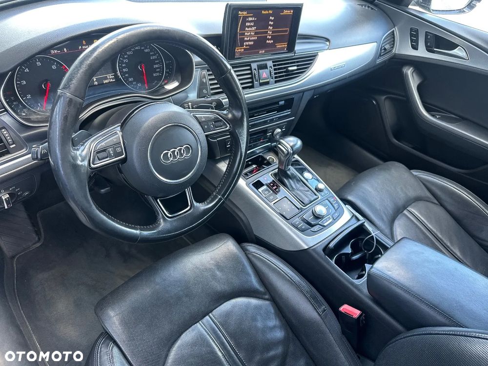 Audi A6 Avant - 16
