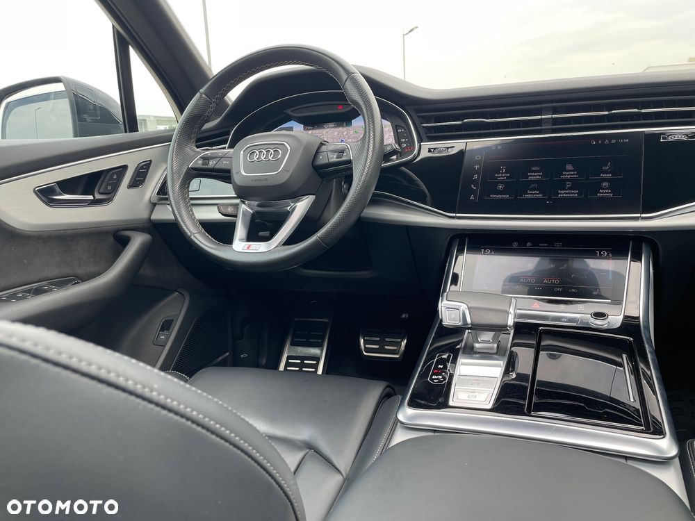 Audi Q7 55 TFSI mHEV Quattro S Line Tiptr - 27