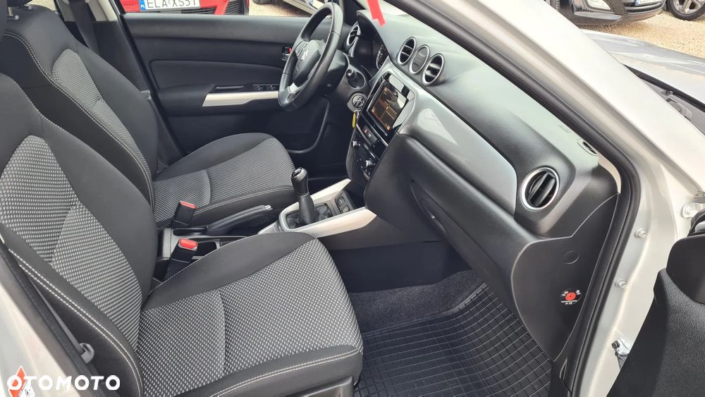 Suzuki Vitara 1.6 (4x2) Comfort+ - 35