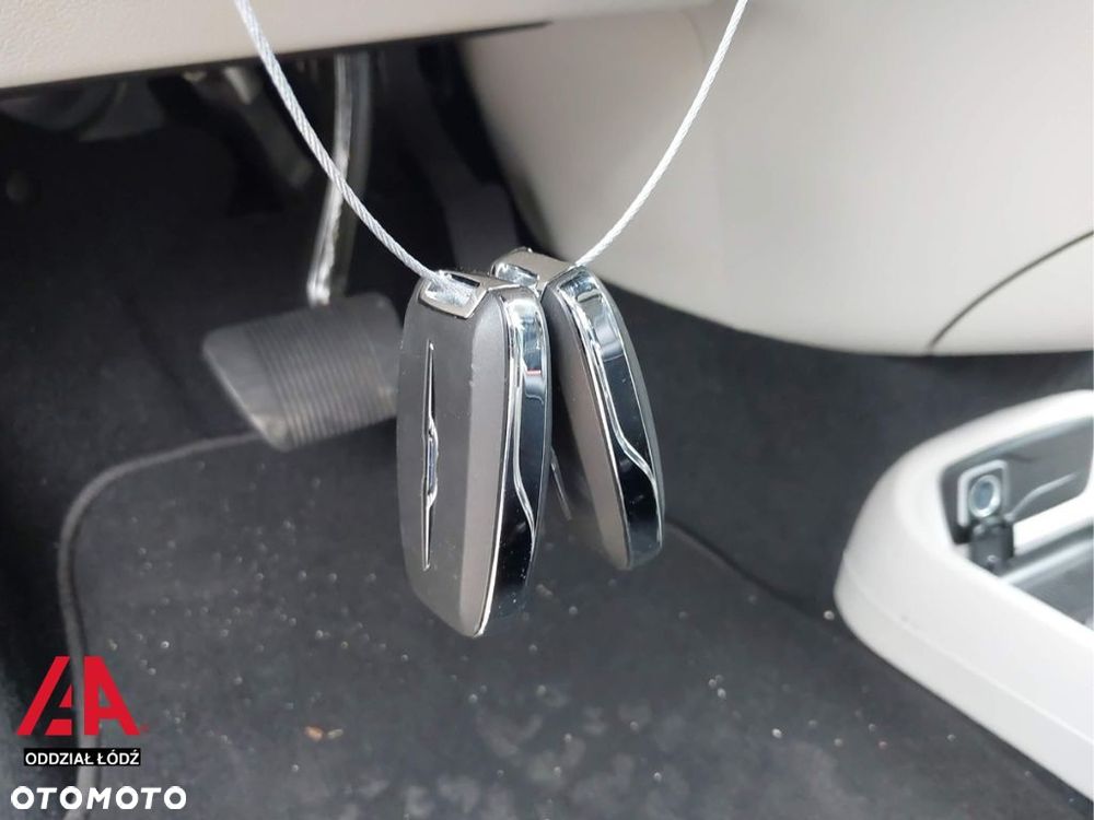 Chrysler Pacifica - 13