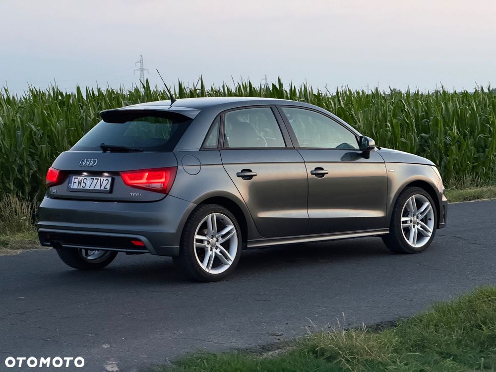 Audi A1 Sportback 1.4 TFSI S tronic S line edition - 10