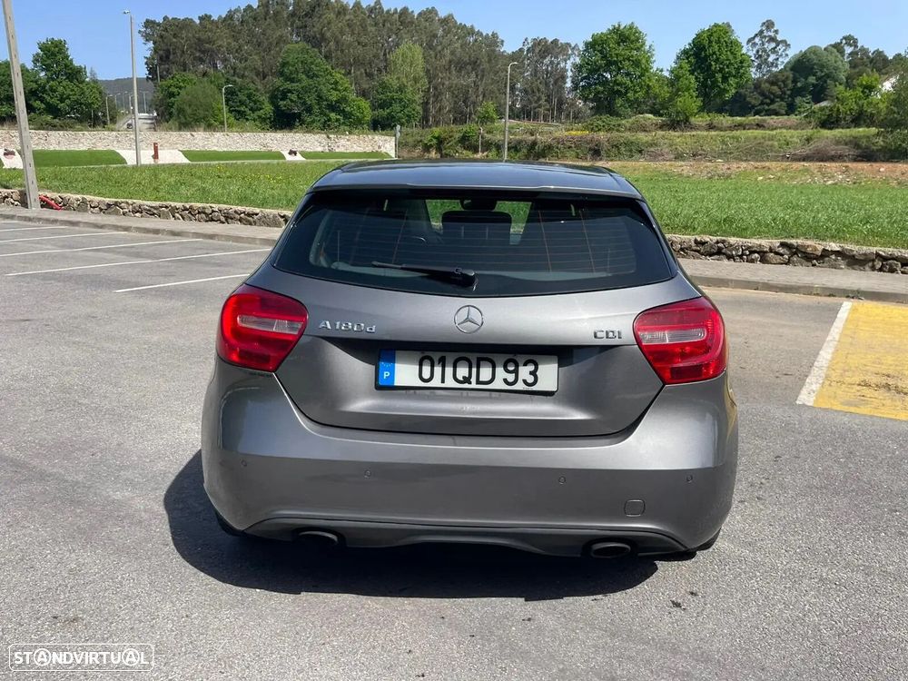 Mercedes-Benz A 180 - 12