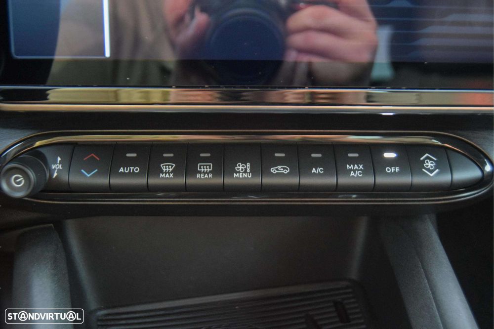 Alfa Romeo Junior 1.2 Sport Speciale eDCT6 - 15