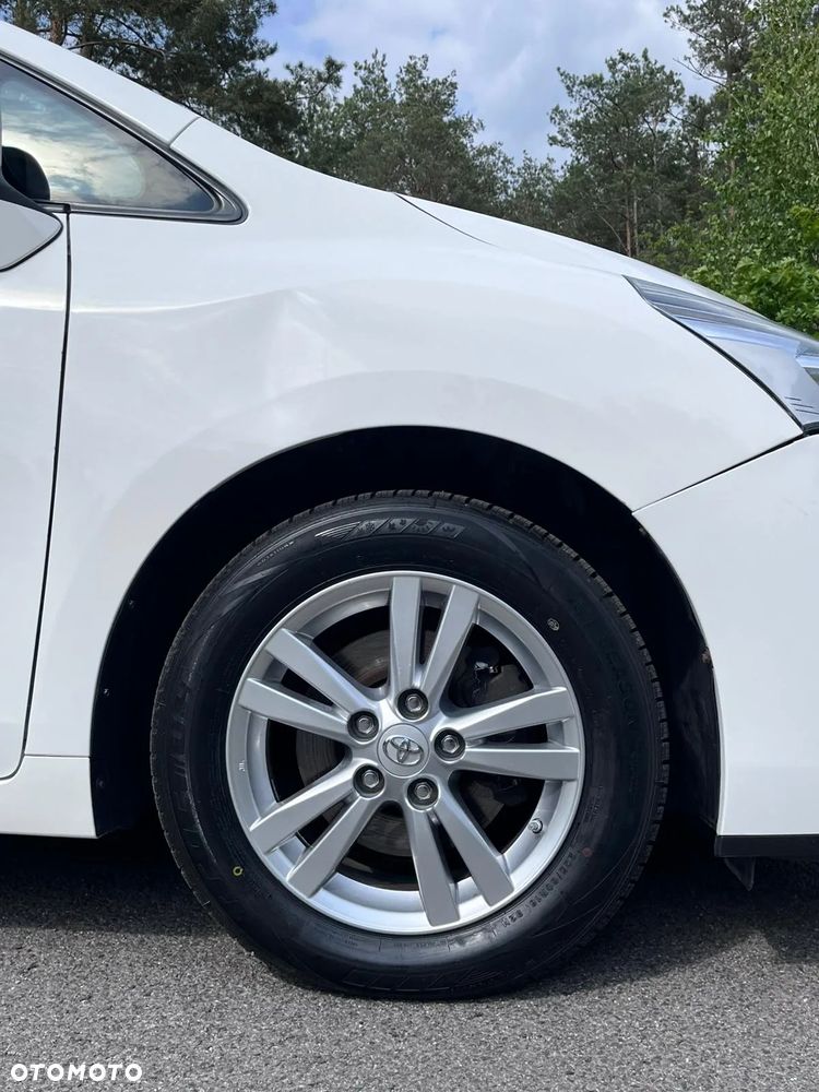 Toyota Verso - 4