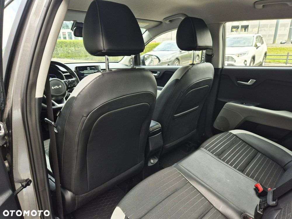 Kia Stonic 1.0 T-GDI L - 13