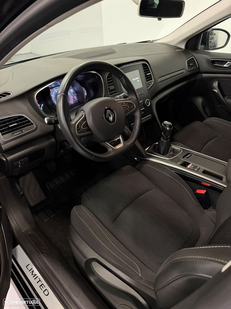 Renault Mégane Sport Tourer TCe 115 GPF LIMITED - 5
