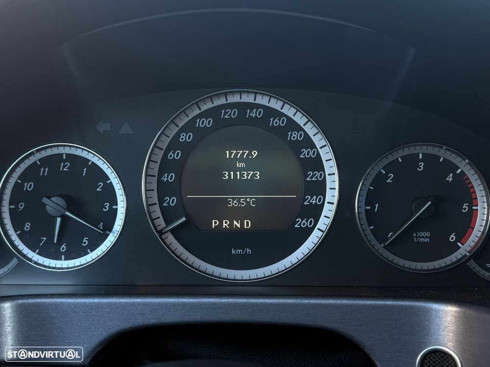 Mercedes-Benz E 220 CDI 7G-TRONIC Elegance - 20