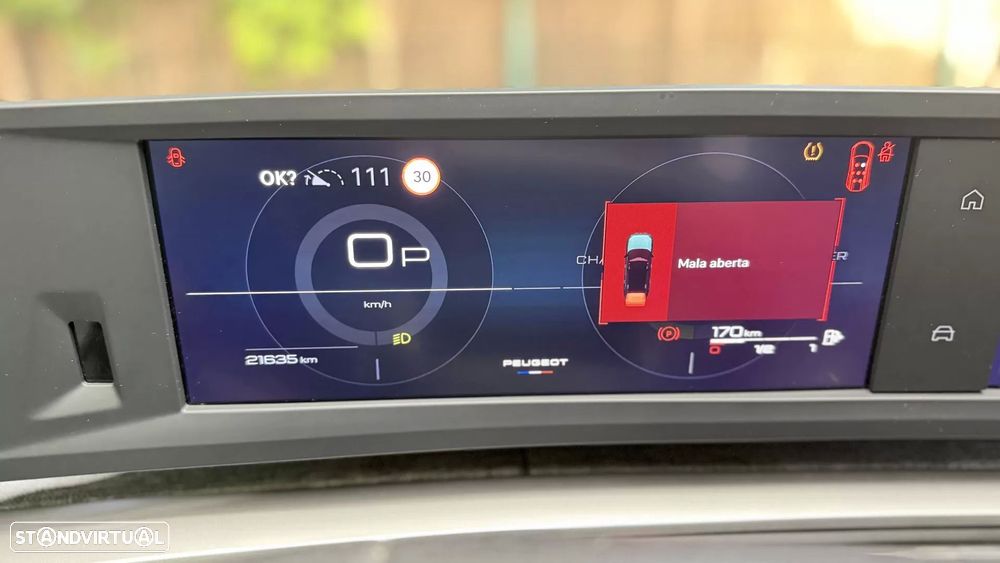 Peugeot 5008 1.2 Hybrid Allure e-DCS6 - 23