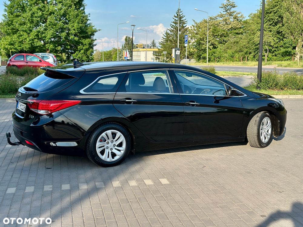 Hyundai i40 Kombi blue 1.6 Classic - 13