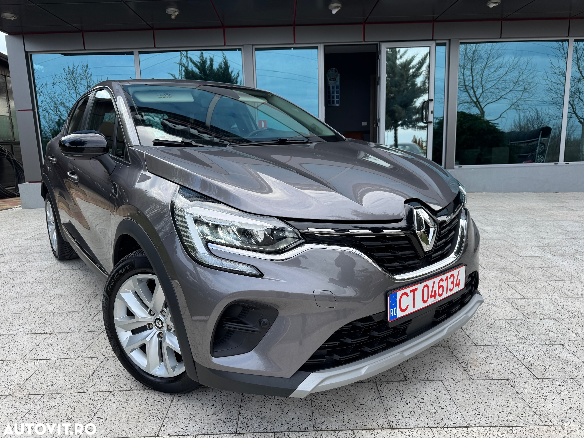Renault Captur BLUE dCi EDC Intens - 3