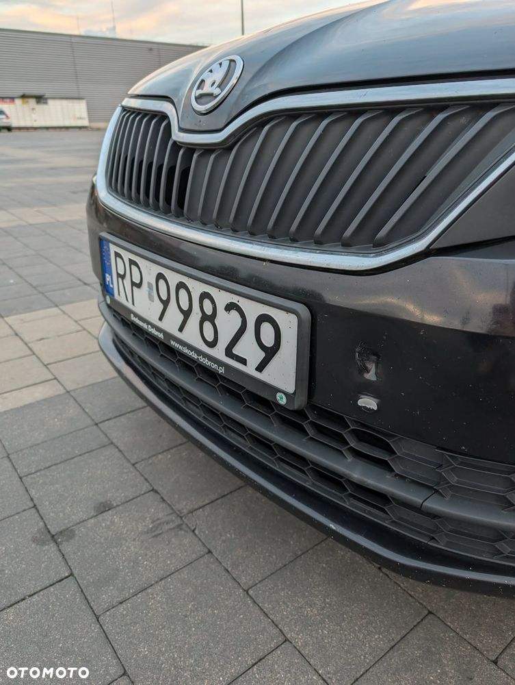 Skoda RAPID - 19