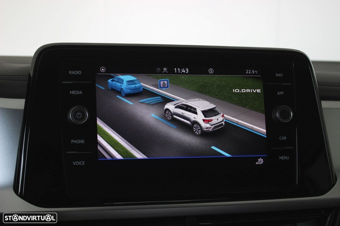 VW T-Roc 1.5 TSI Life DSG - 38