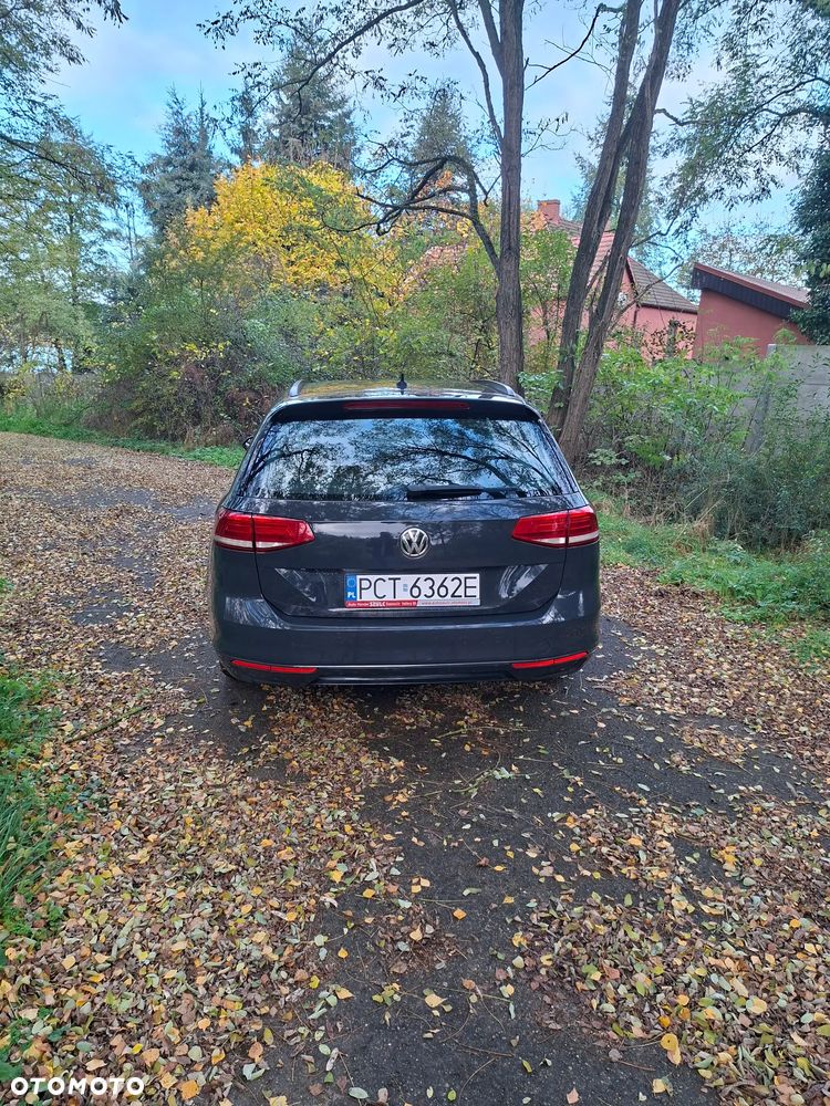 Volkswagen Passat 2018 photo 5