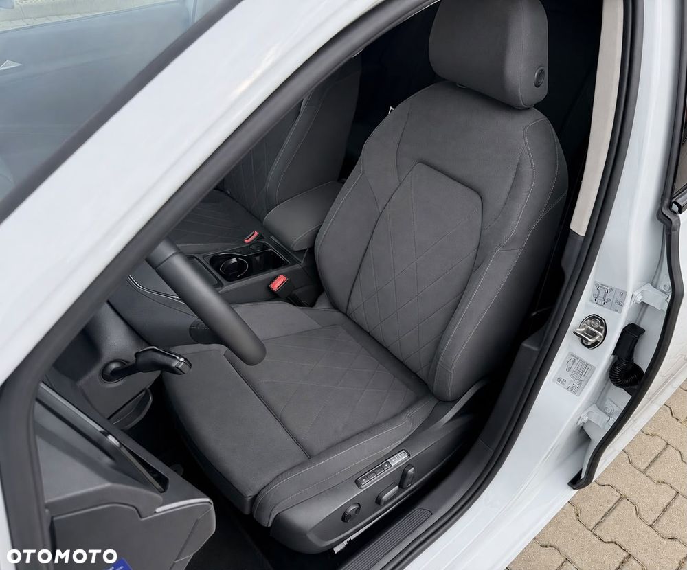 Volkswagen Golf 1.5 TSI EVO Style - 24