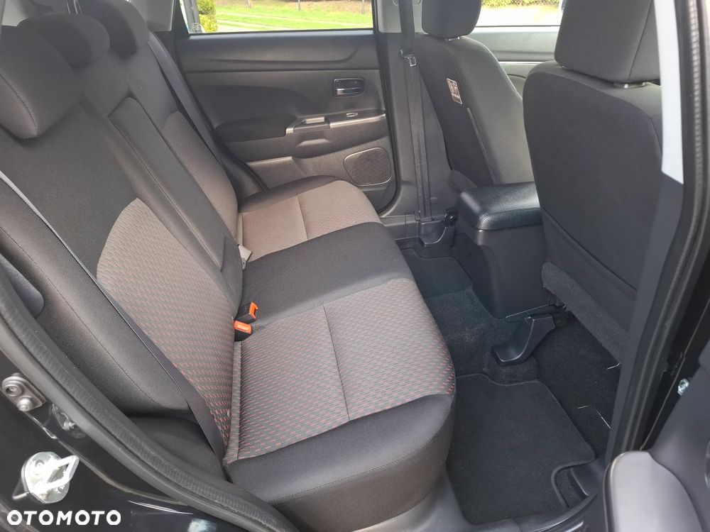 Mitsubishi ASX 1.6 Invite Navi - 28