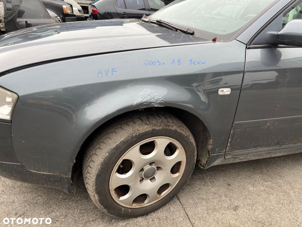 Maska Audi A6 C5 kombi 2003 r. - 3