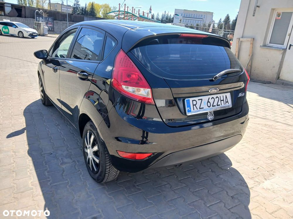 Ford Fiesta 1.25 Trend - 4