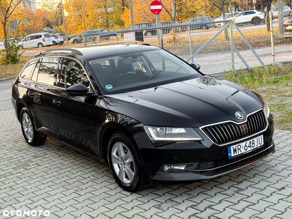 Skoda Superb 2.0 TDI DSG Ambition - 1