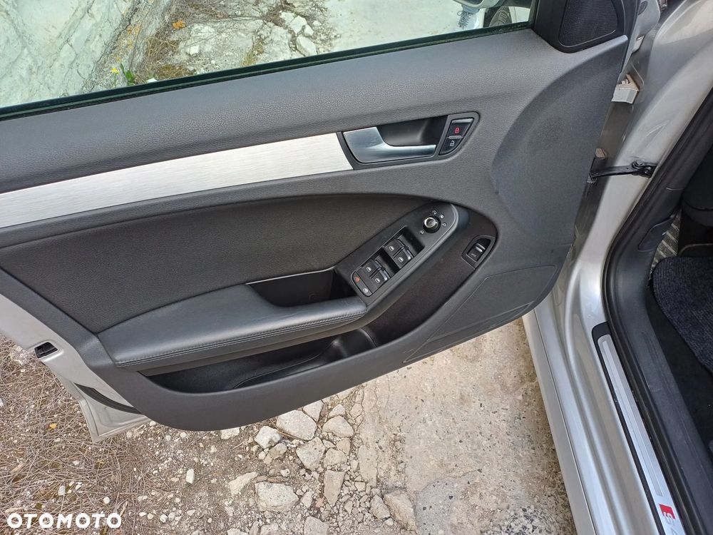 Audi S4 Avant S tronic - 15