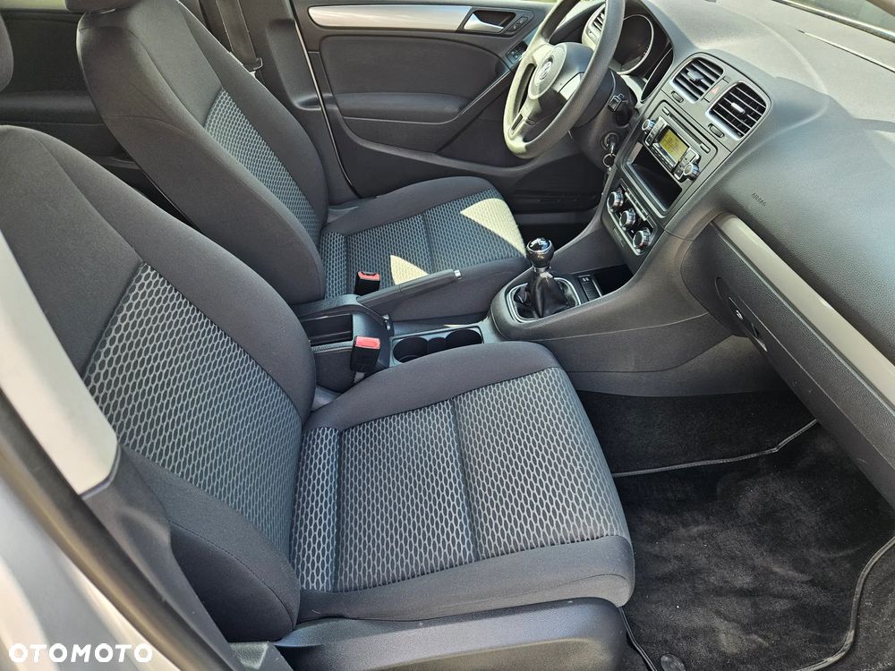 Volkswagen Golf 1.6 Team - 12