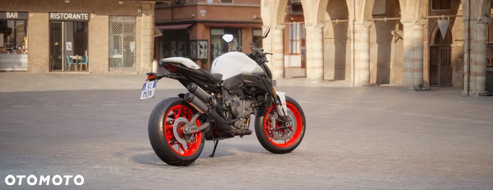 Ducati Monster - 18