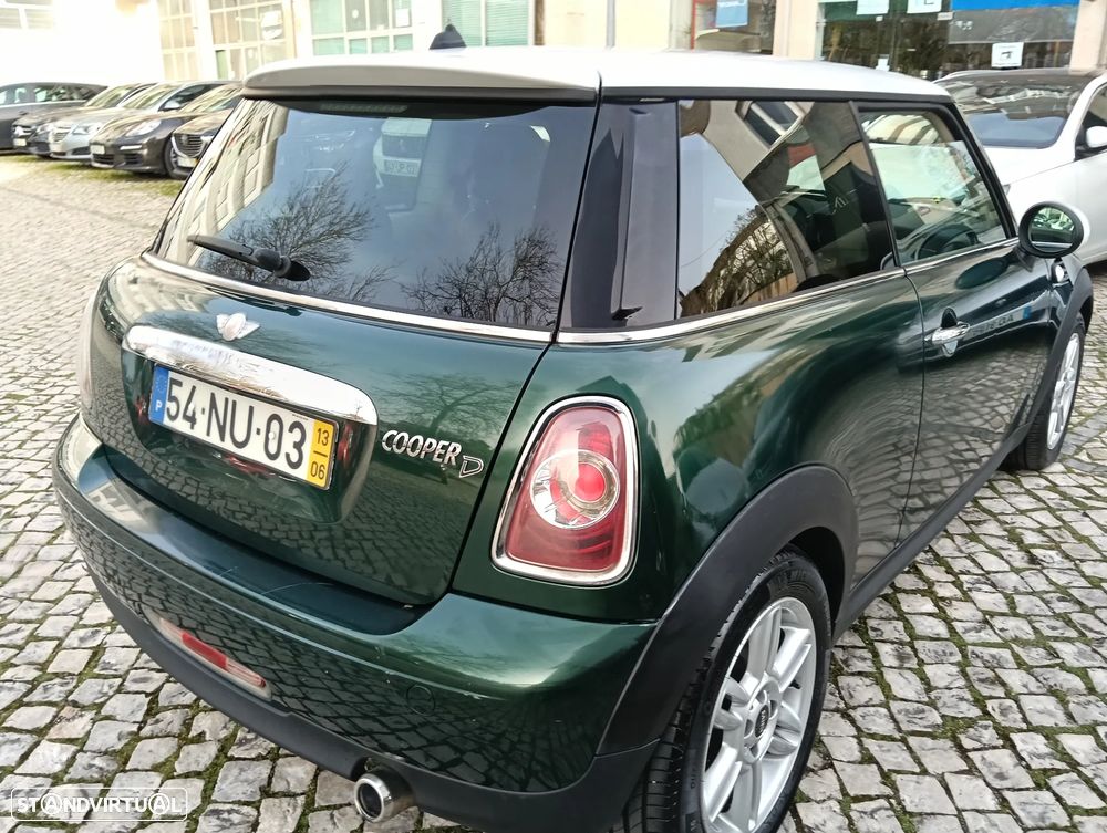 MINI 3 Portas Cooper D - 18