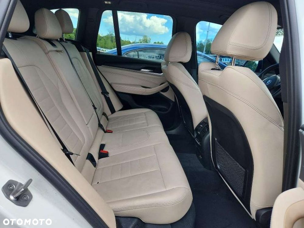 BMW X3 - 12