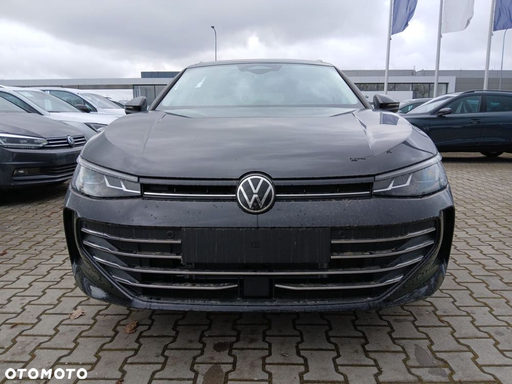 Volkswagen Passat - 3