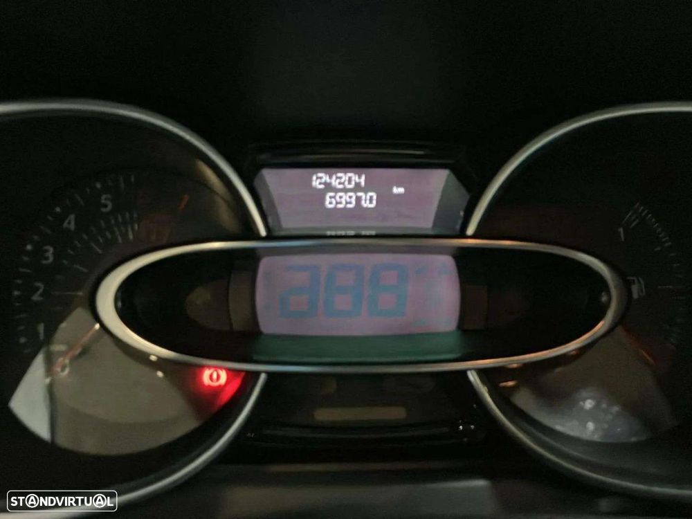 Renault Clio 0.9 TCe Limited - 12